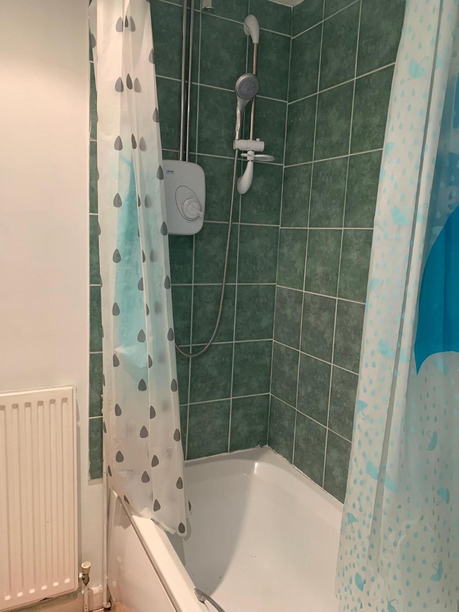 Comfy, Cosy Small Double With Wi-Fi Earley Exterior photo
